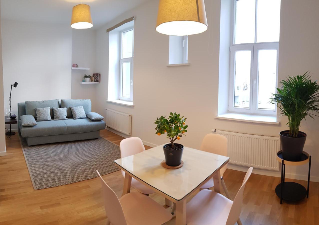 Apartamento Heart Of Baron Riga Exterior foto